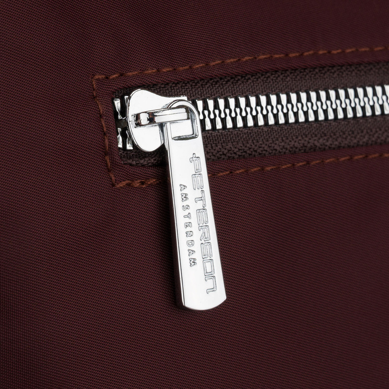 Miejska torebka damska z poliestru i skóry ekologicznej w bordowym kolorze, jednokomorowa - Peterson