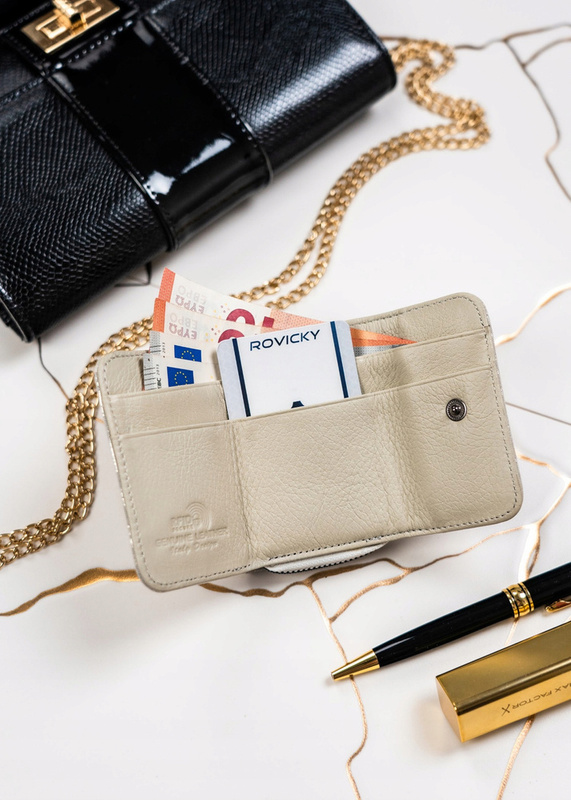 Mały błyszczący portfel damski Lorenti z RFID