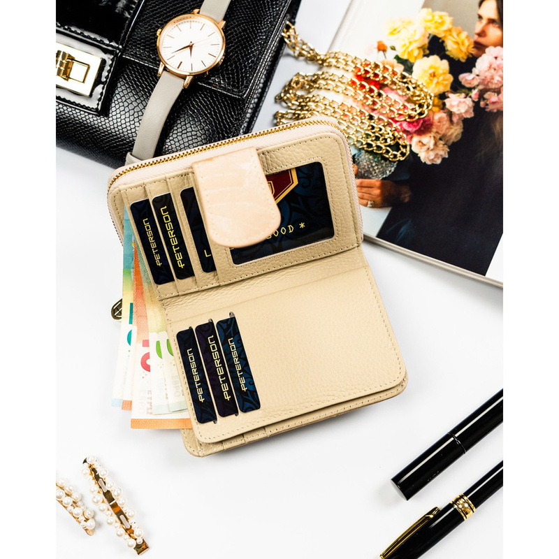 Skórzany damski portfel Peterson PTN PS115-MLF