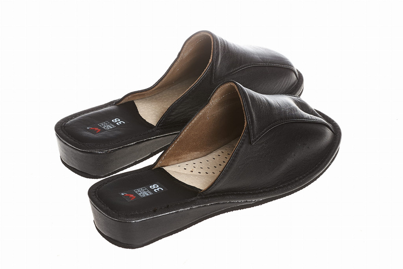 Wójciak Podhale damskie kapcie skóra naturalna zabudowane klin 3,5 cm