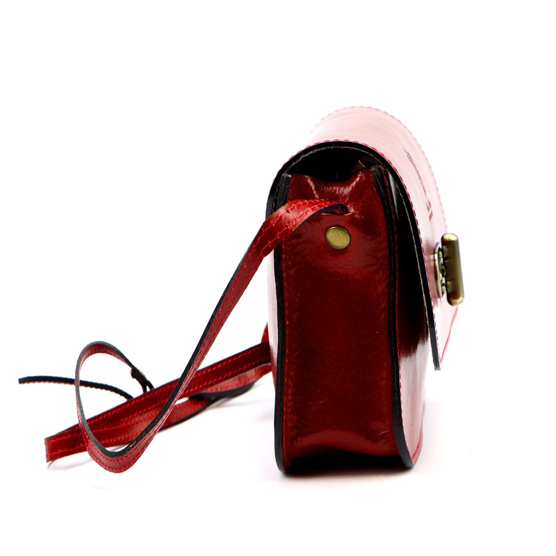 Florence Skórzana elegancka damska listonoszka torebka na ramię z klapą