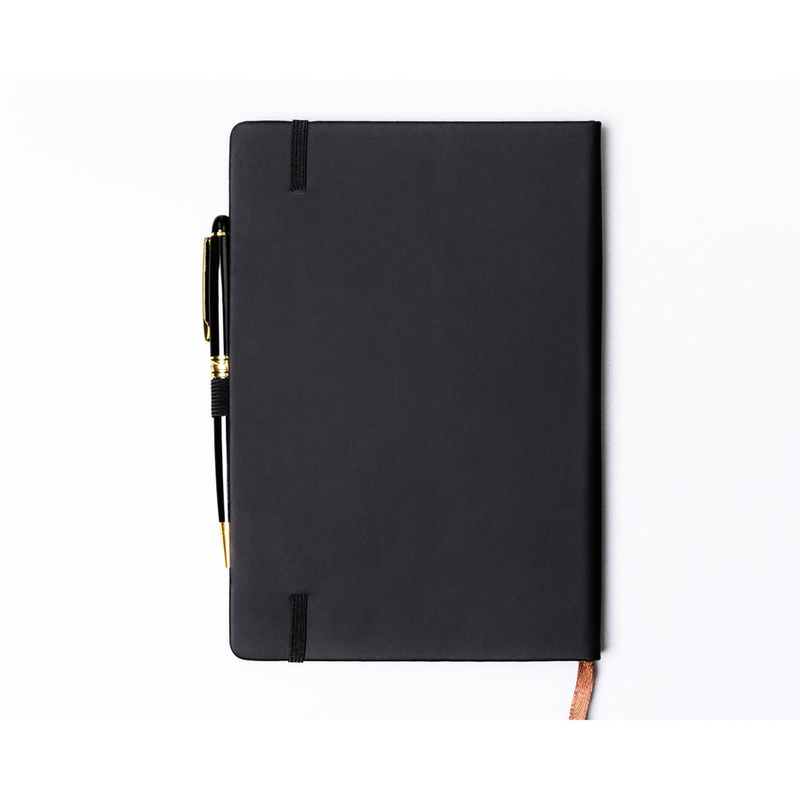 Czarny notes w twardej oprawie formacie A5 zadrukowany w kropki - Peterson