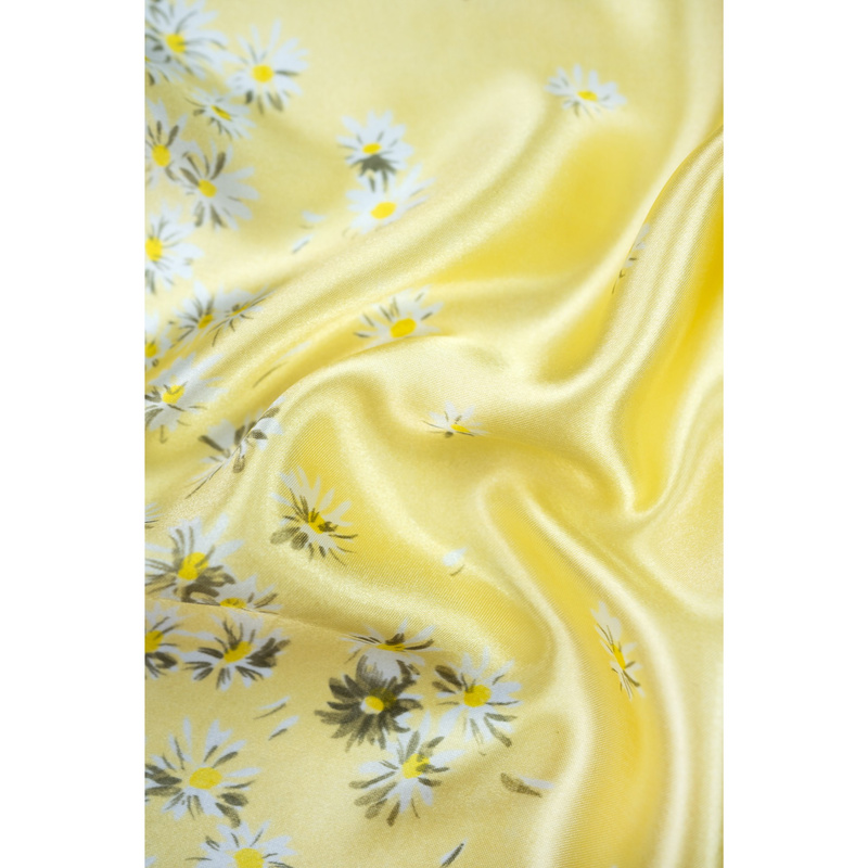 Apaszka Satin Daisy XS