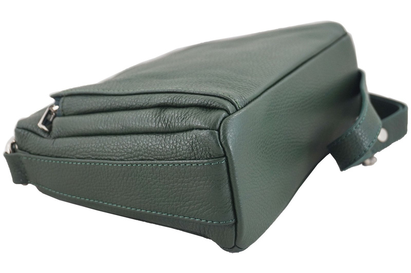 Listonoszka skórzana z kieszeniami - Różowa pudrowa