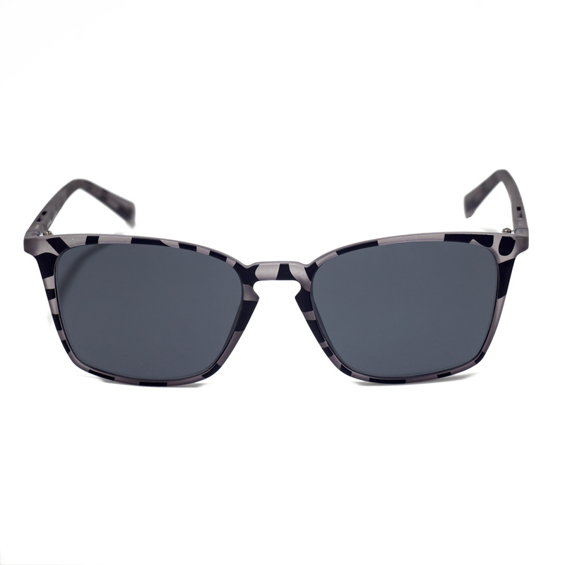 Okulary ITALIA INDEPENDENT 0037-096-000. Okulary przeciwsłoneczne, Kolor szary. Unisex.