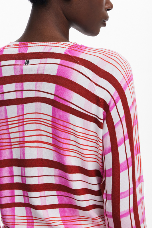 Różowy sweter damski Desigual