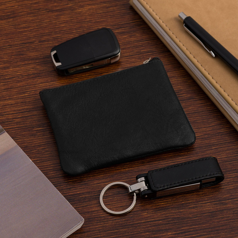 skórzane etui na klucze trzy komory kluczówka E45