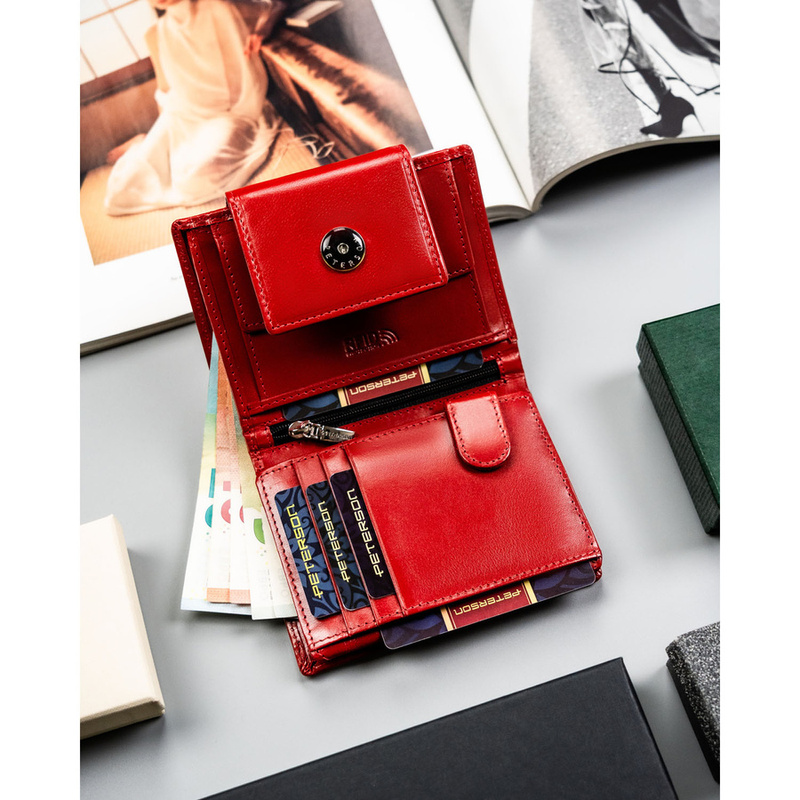 Skórzany damski portfel Peterson PTN 70616-9 NGV