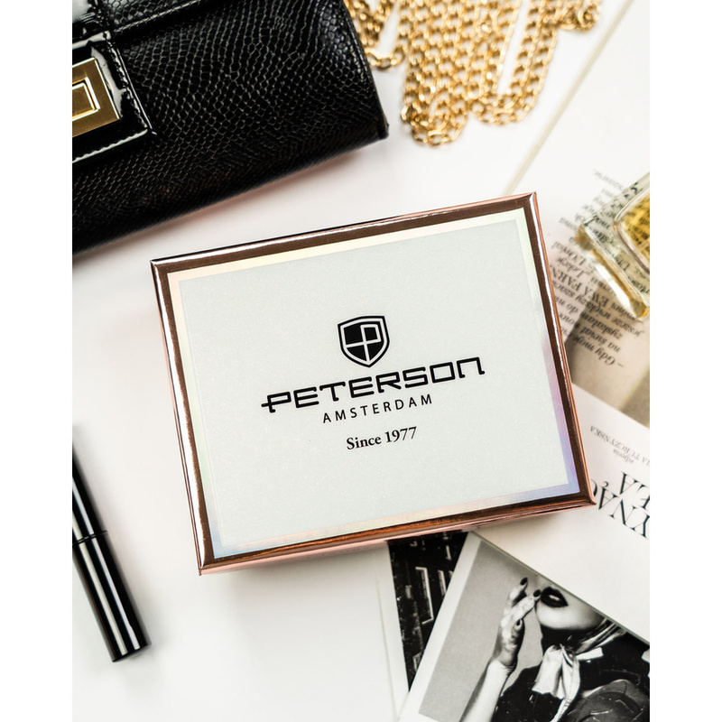 Modny portfel damski ze skóry ekologicznej zamykany na zatrzask i bigiel - Peterson