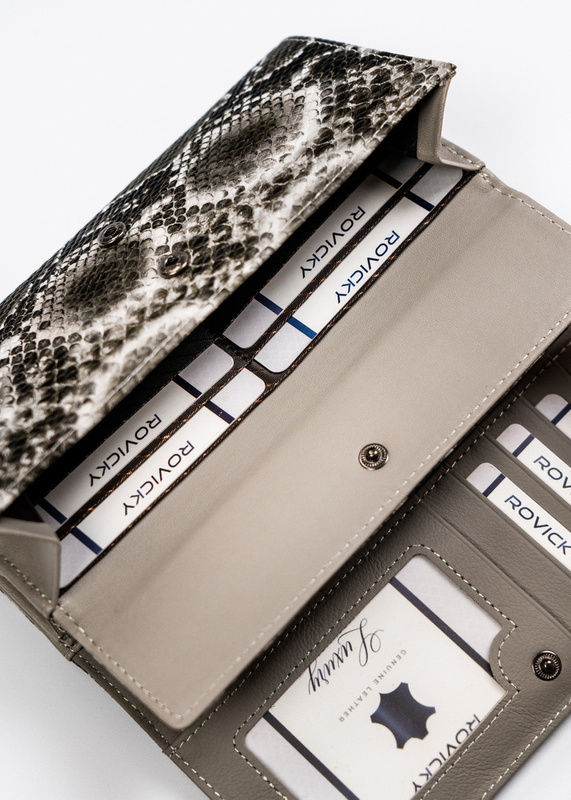 Podłużna portmonetka Stylowy damski portfel ze wzorem skóry węża Cavaldi