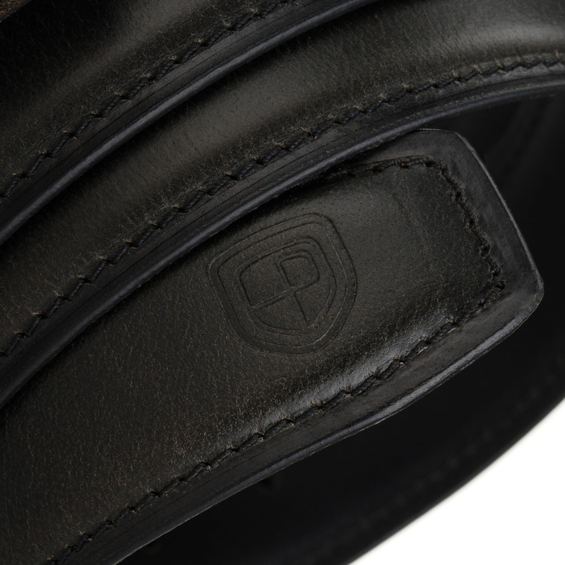 Skórzany, czarny pasek męski z klasyczną klamrą - Peterson