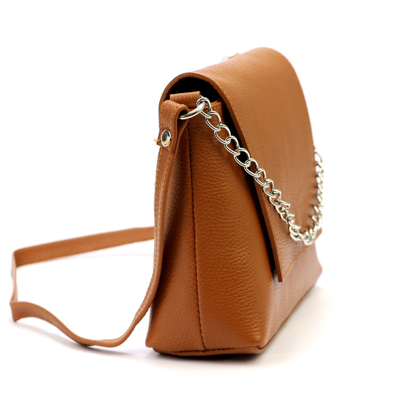 Luka Listonoszka damska skórzana torebka na ramię krótki łańcuszek klapa