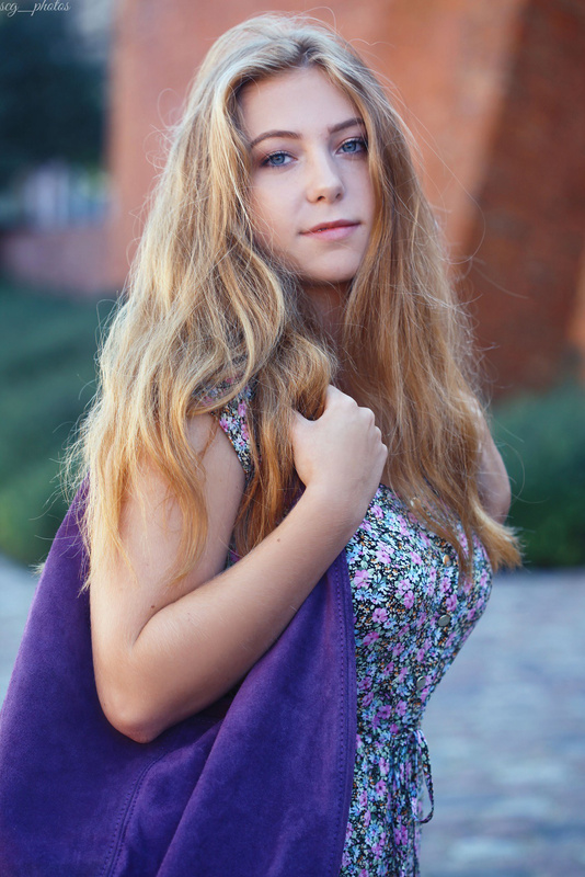 zamszowa torebka skórzana na ramię z saszetką czarna N88