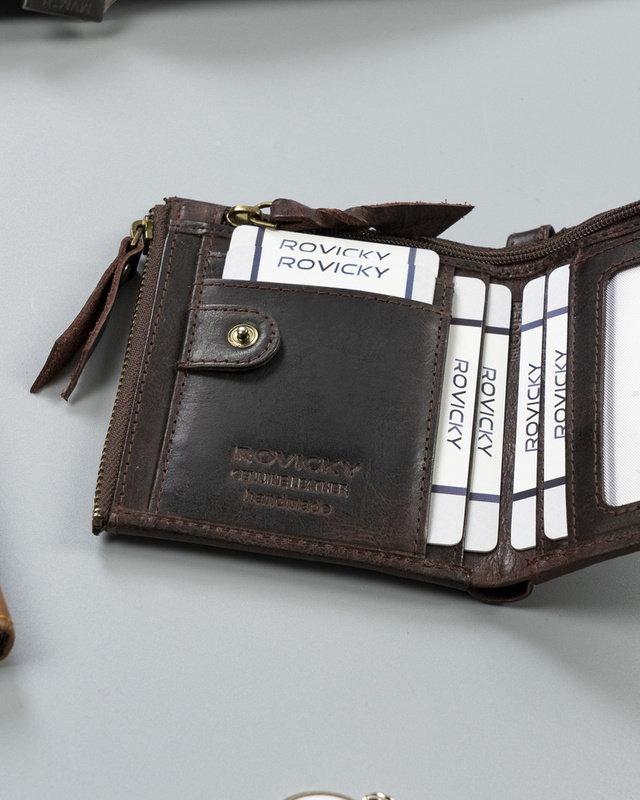 Skórzany pionowy męski retro portfel RFID Rovicky