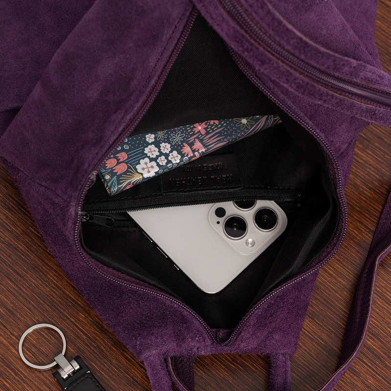 Plecak plecaczek skórzany włoski damski mały trójkąt skóra zamszowa torebka fioletowy T53