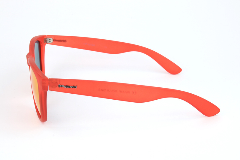 Okulary POLAROID P84430Z355. Okulary przeciwsłoneczne, Kolor czerwony. Mężczyzna.