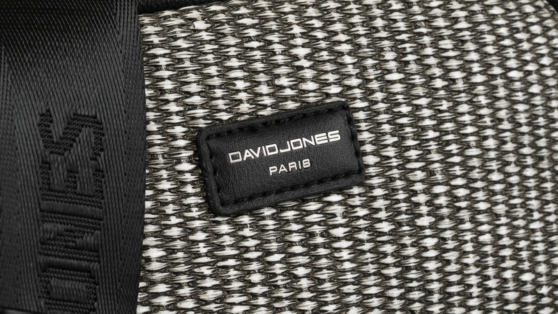 Mała listonoszka damska ze skóry ekologicznej -  David Jones
