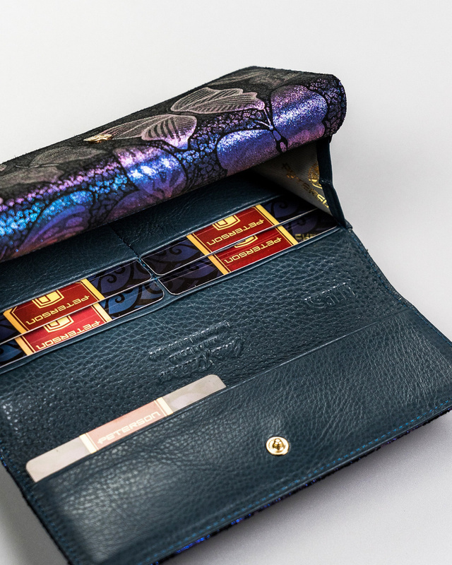 Skórzany damski portfel Peterson PTN 421028-ONBF