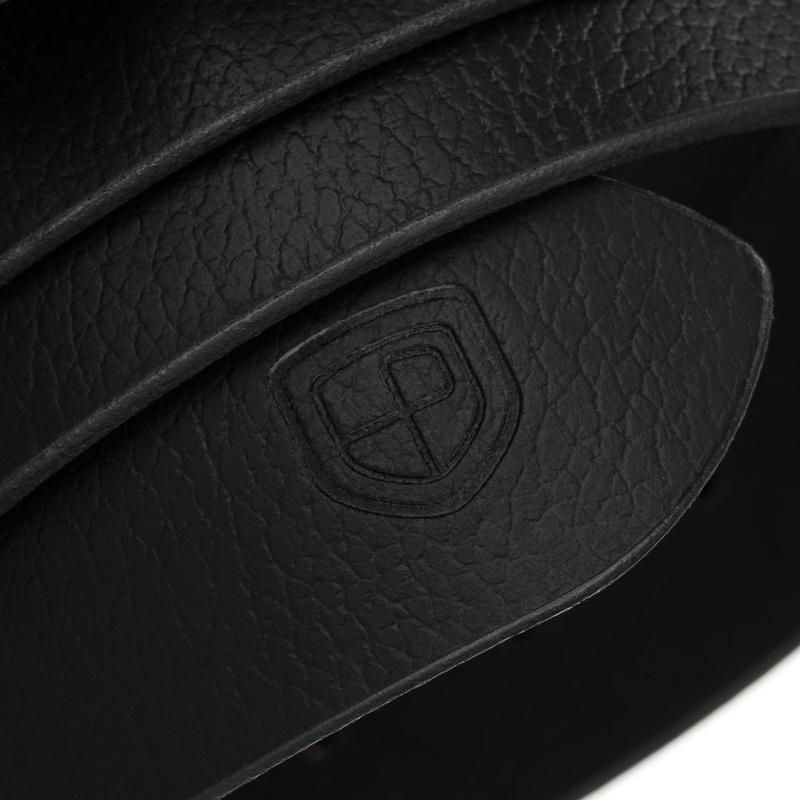 Klasyczny, skórzany, czarny pasek męski z tradycyjną klamrą - Peterson