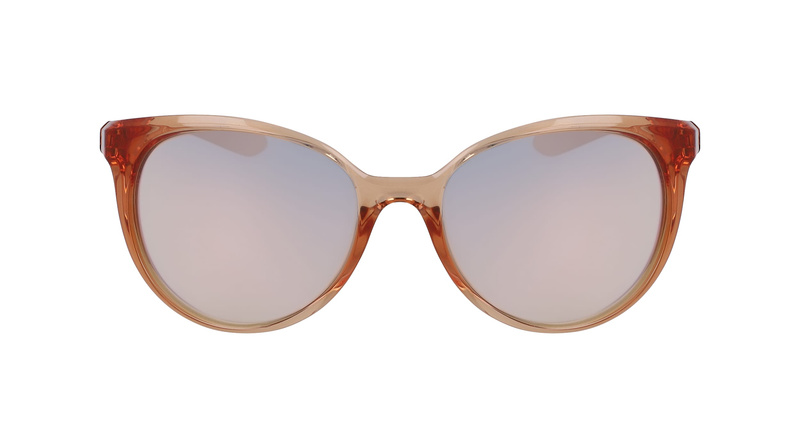 Okulary NIKE ESSENCEMCT82. Okulary przeciwsłoneczne, Kolor różowy. Kobieta.