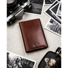 Skórzane, duże etui w brązowym kolorze przeznaczone na dokumenty i karty - Peterson
