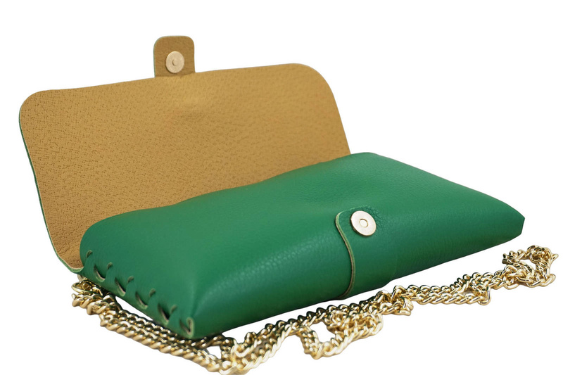 Torebka kopertówka na łańcuszku - Zielona jasna
