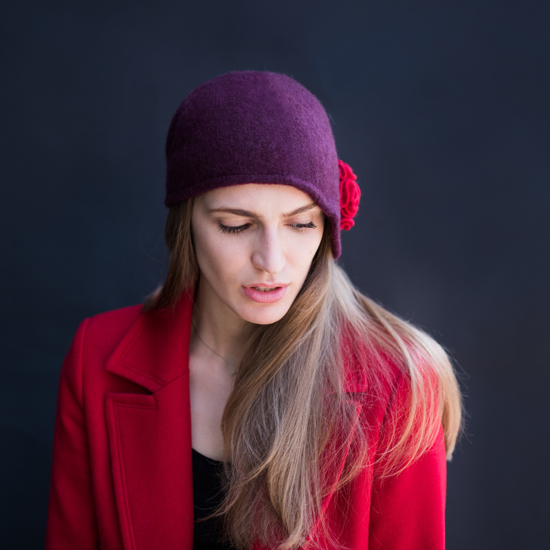 Beret Zima W Neapolu