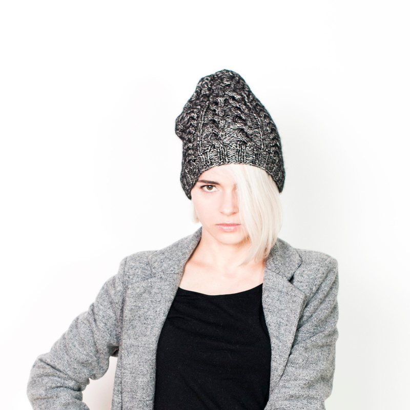 Czapka Falling Leaves