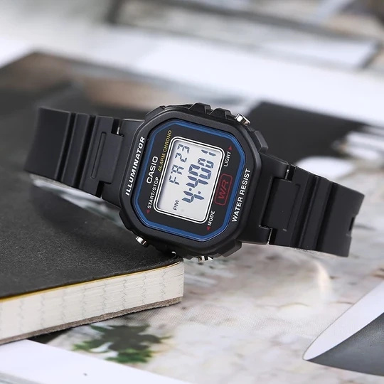 ZEGAREK DZIECIĘCY CASIO LA-20WH-8ADF + BOX