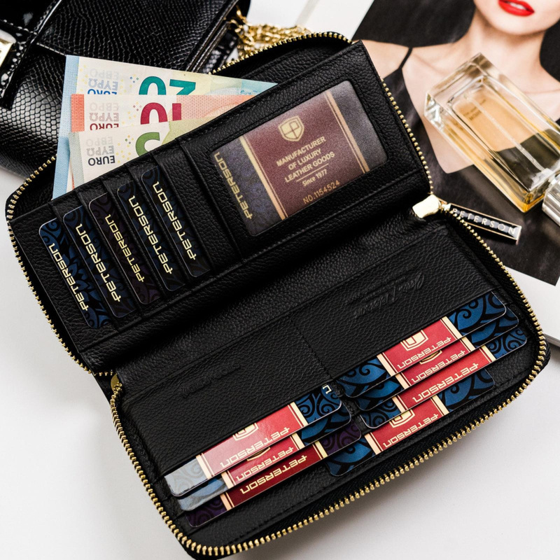 Skórzany damski portfel Peterson PTN BC-781