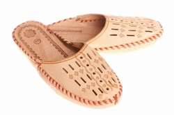 Wójciak Podhale męskie kapcie skóra naturalna zabudowane styl góralski