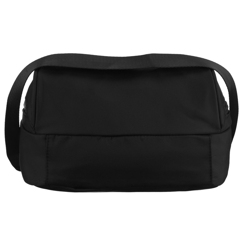 Miejski, czarny plecak damski wykonany z poliestru, zawieszony na regulowanych szelkach - Peterson