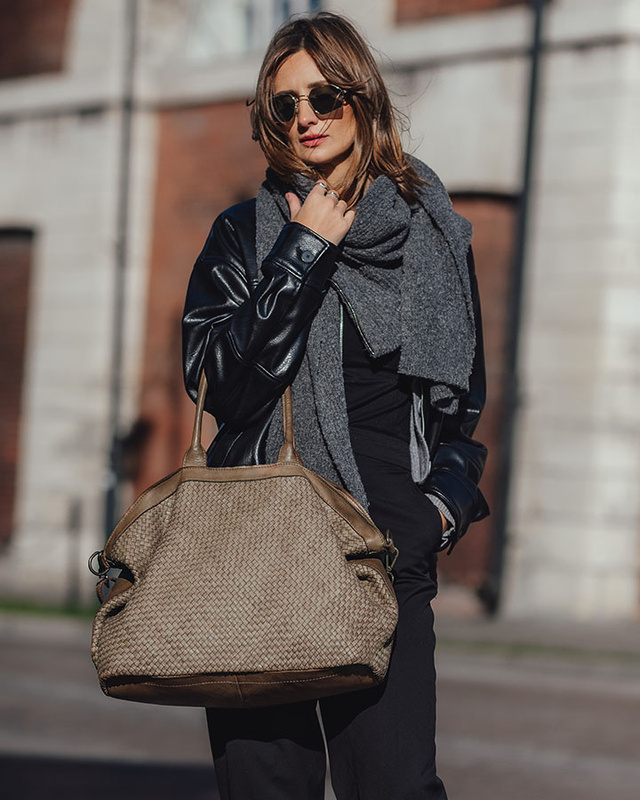 Duża torba shopper z plecionej skóry naturalnej - MARCO MAZZINI beżowa