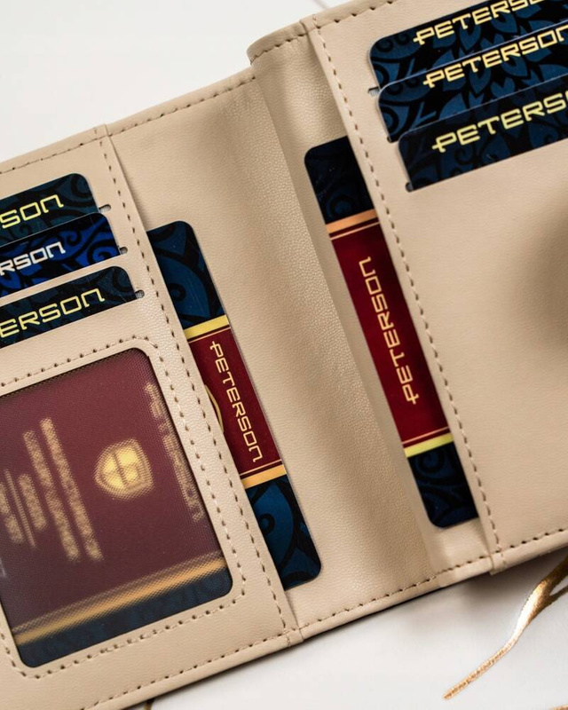 Zgrabny portfel damski ze skóry eko Peterson RFID