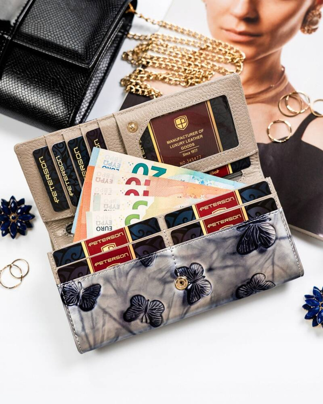 Skórzany damski portfel Peterson PTN 421028-BF SILVER