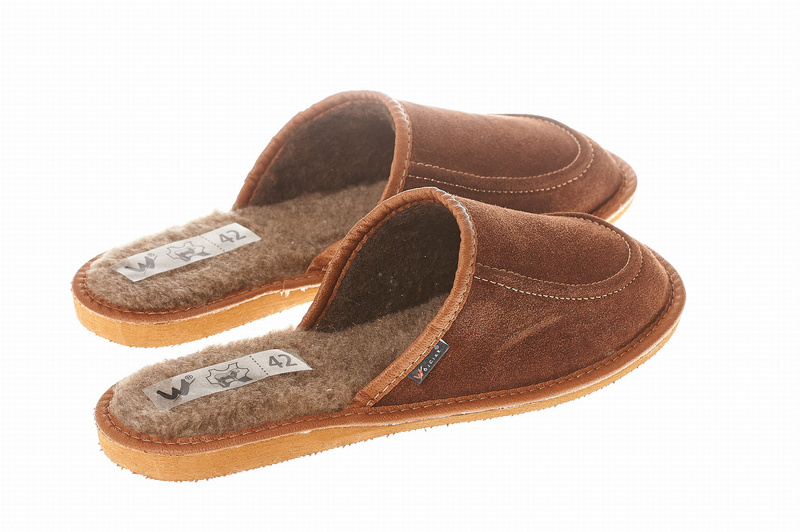 Wójciak Podhale męski zabudowane domowe kapcie skóra naturalna klin 1,5 cm