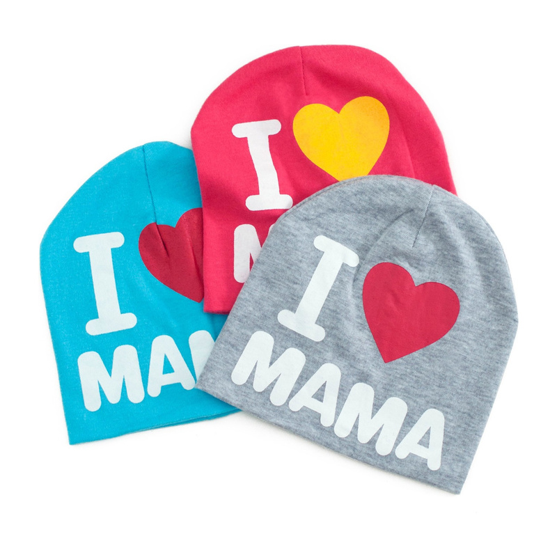 Czapka dziecięca Love