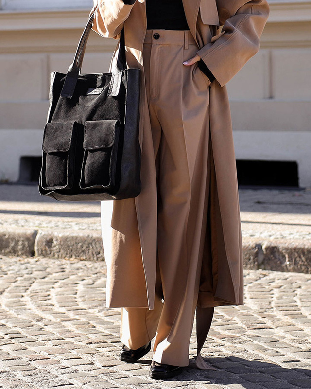 Torebka zamszowa shopper bag z kieszeniami skóra naturalna - MARCO MAZZINI czarny