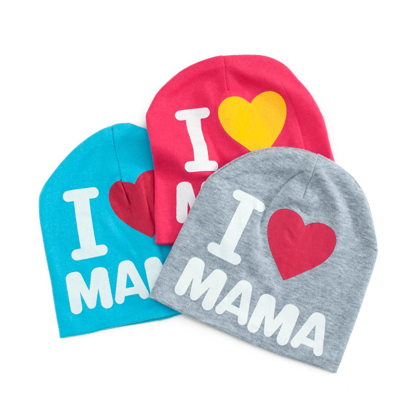 Czapka dziecięca Love