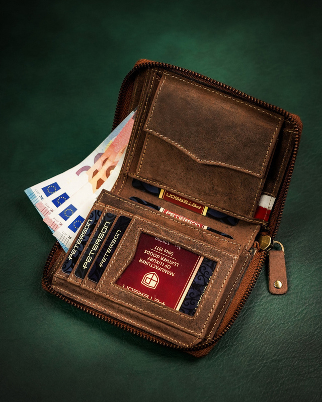 Skórzany męski portfel Peterson PTN 340PW-02 2-1-4 HUNTER