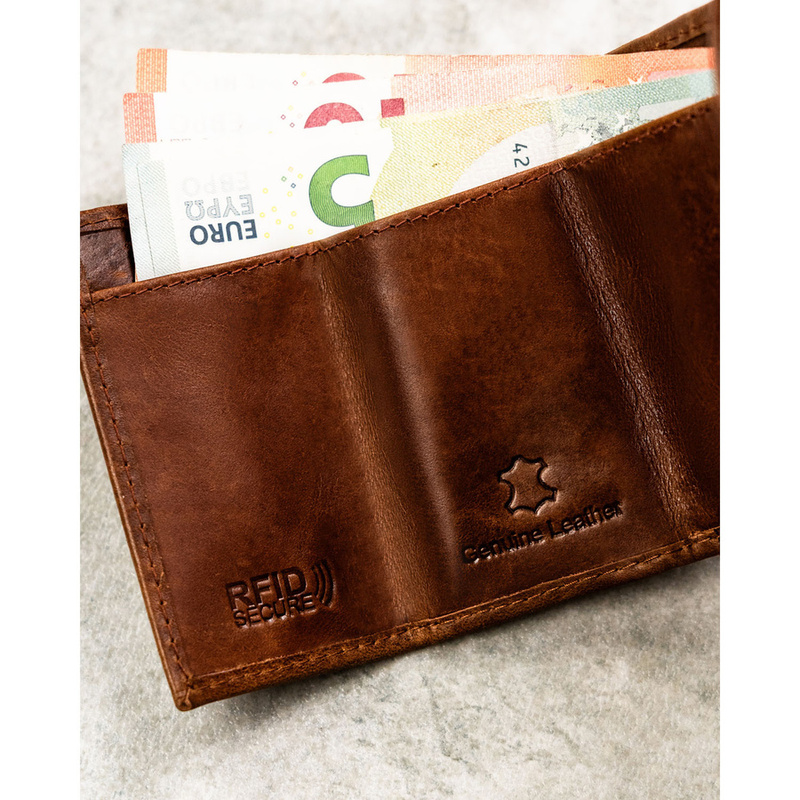 Skórzany, brązowy portfel męski wyposażony w system RFID - Rovicky