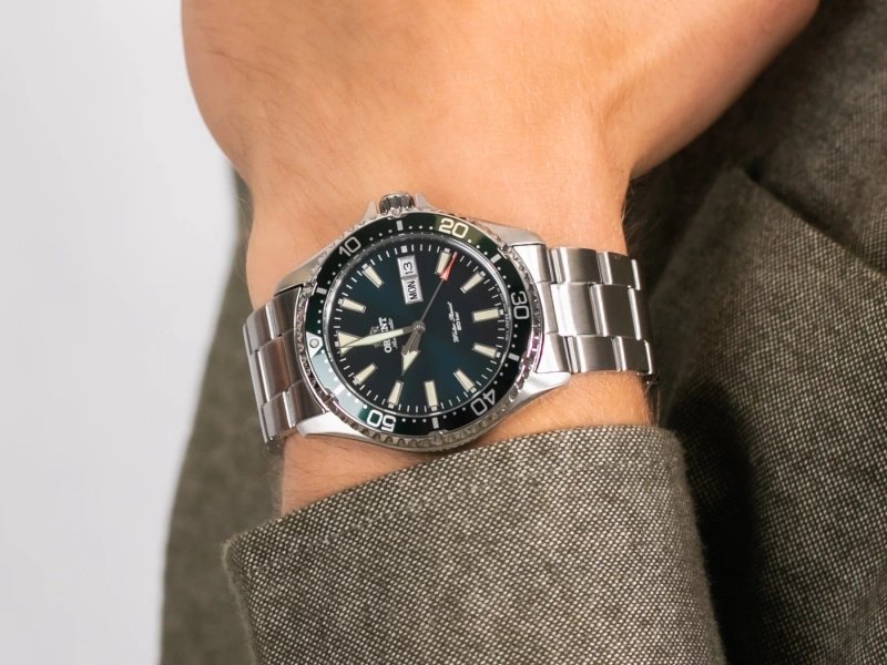 Zegarek Męski Orient Kamasu RA-AA0004E19B + BOX