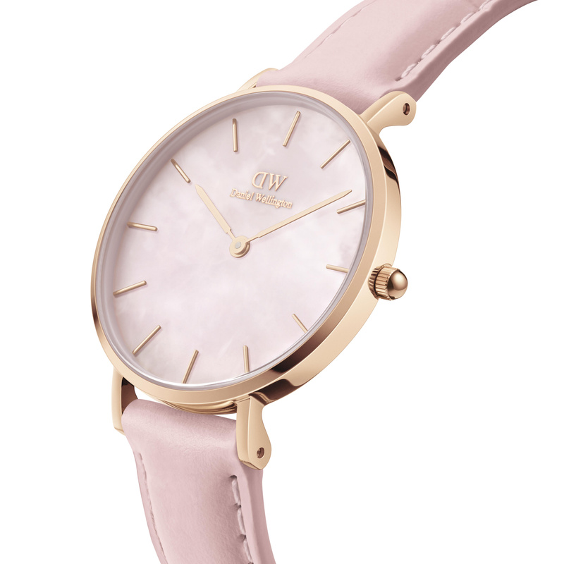Zegarek DANIEL WELLINGTON DW00100633. Kwarcowy, Kolor różowy. Kobieta.