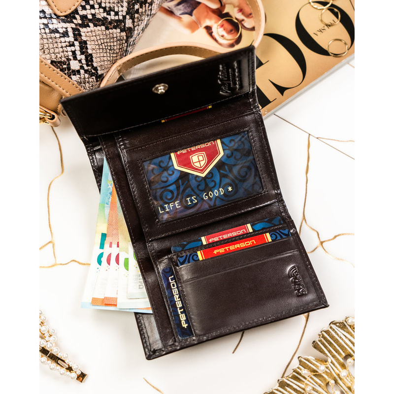 Mały portfel damski ze skóry naturalnej w brązowym kolorze - Peterson
