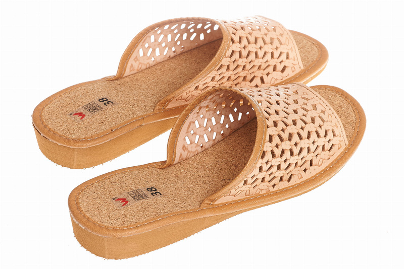 Wójciak Podhale damskie kapcie domowe skóra naturalna korek otwarty palec