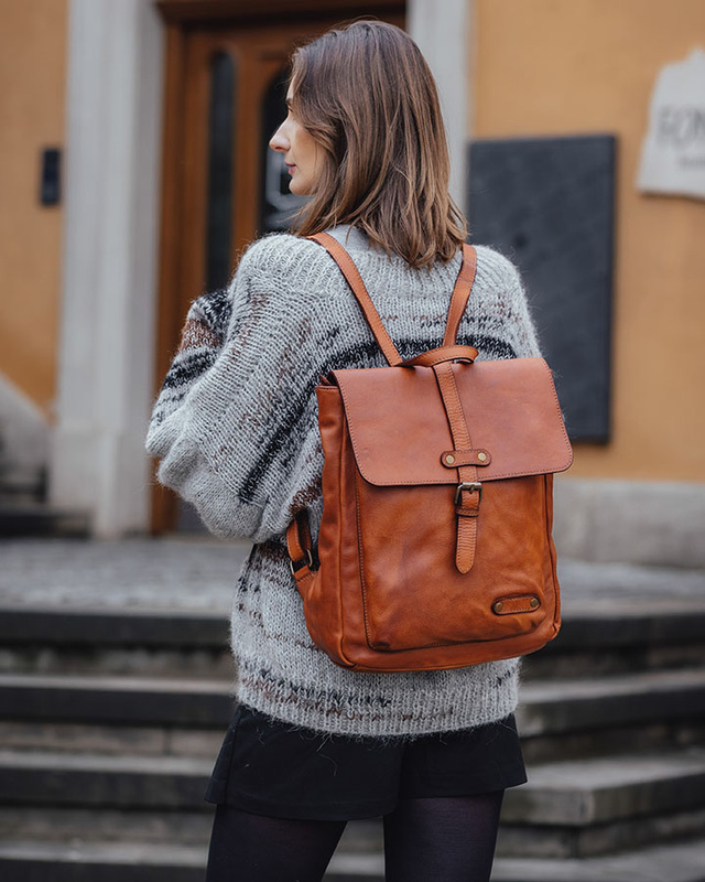 MARCO Miejski plecak skórzany w stylu old look handmade leather brąz camel