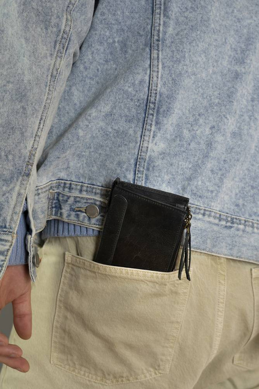Skórzany pionowy męski retro portfel RFID Rovicky