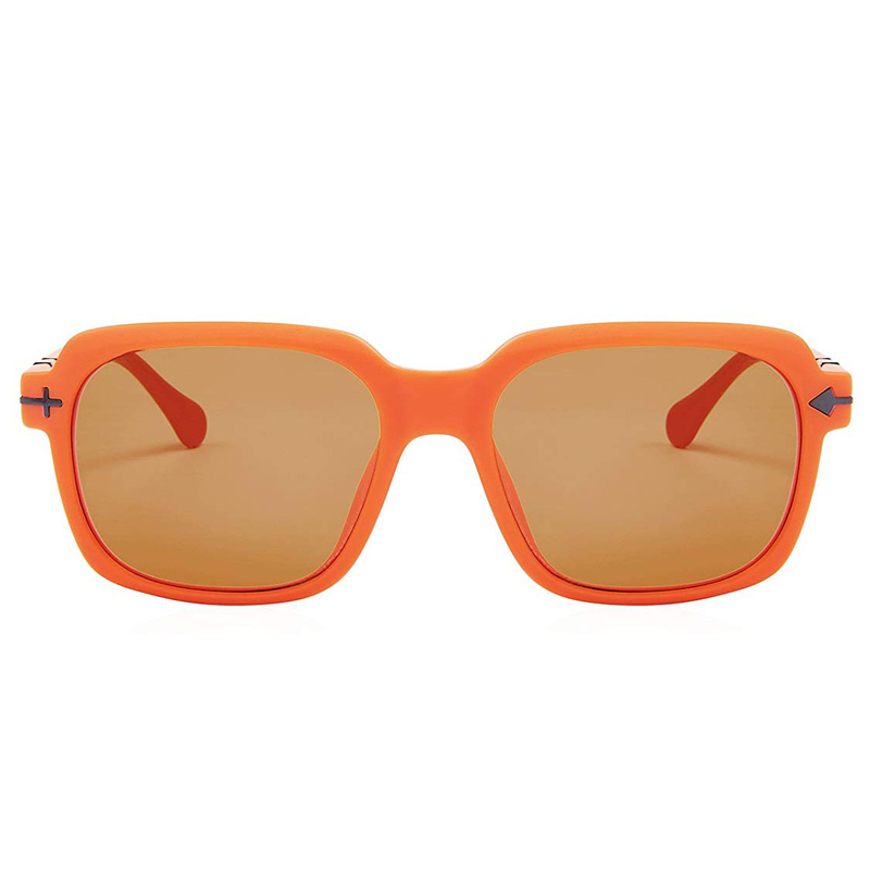 Okulary OPPOSIT TM-522S-04. Okulary przeciwsłoneczne, Kolor pomarańczowy. Kobieta.