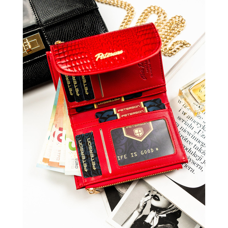 Poziomy, czerwony portfel damski ze skóry ekologicznej z tłoczeniem na wzór skóry krokodyla - Peterson