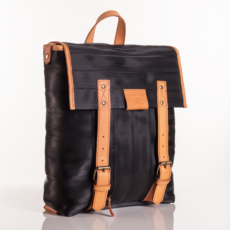 Plecak uniwersalny duży skórzany wykonany z recyklingowych materiałów Beltimore R28